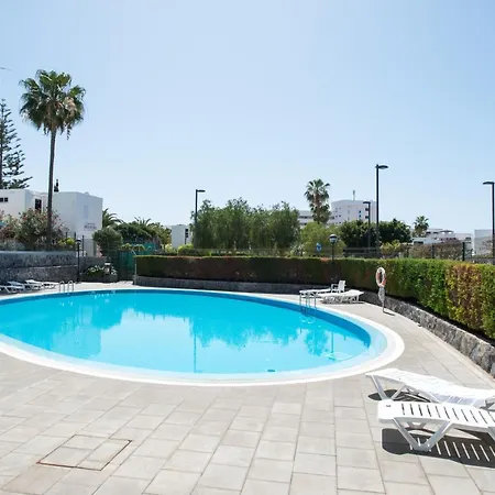 304 First Floor Quite Bungalow Terrace & Pool Apartahotel *
